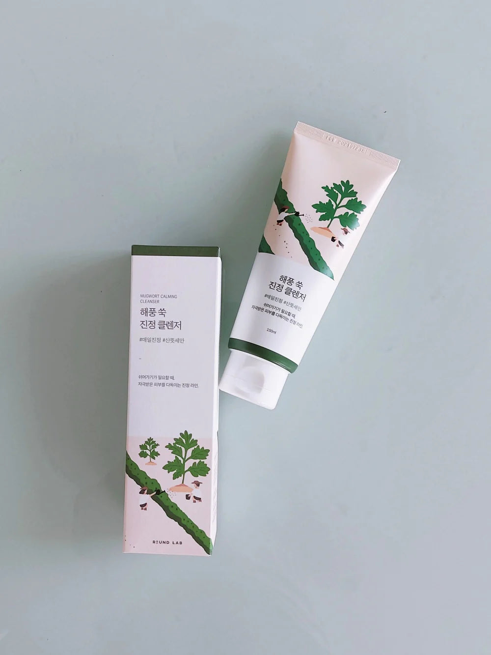 ROUND LAB - Mugwort Calming Cleanser - 150ml